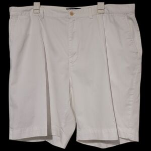 Polo Ralph Lauren Men's White Chino Shorts, Size 42